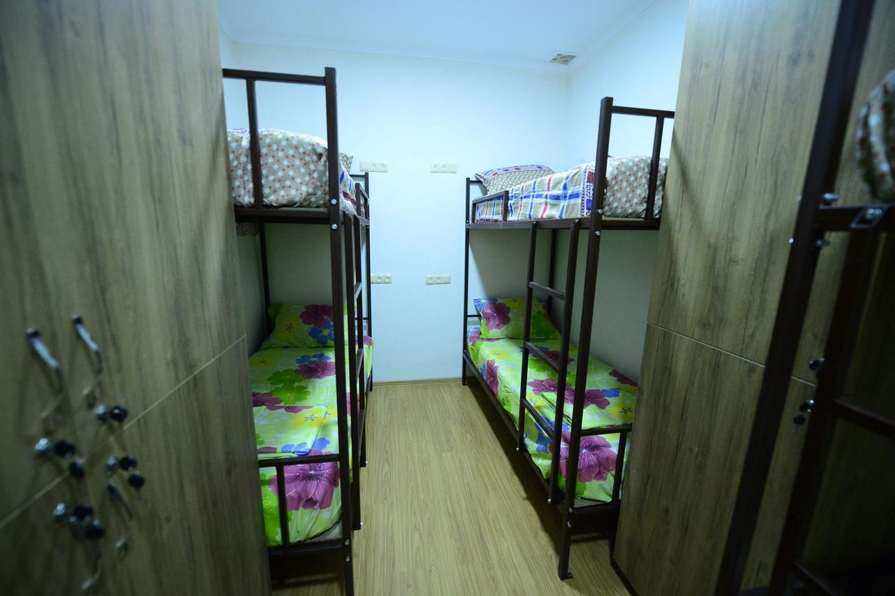 Hostel 17 Only For Men Tbilisi Ngoại thất bức ảnh