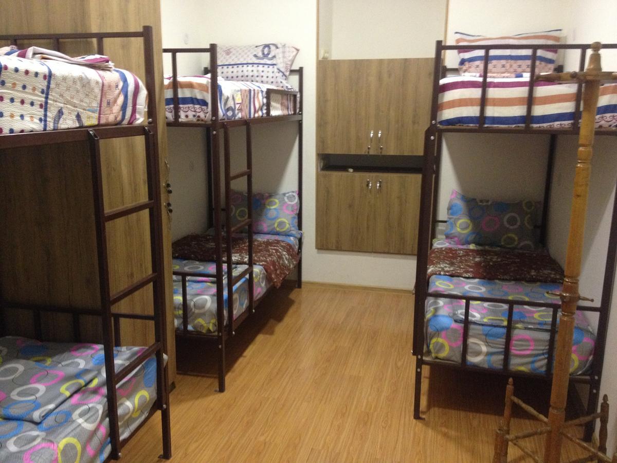 Hostel 17 Only For Men Tbilisi Ngoại thất bức ảnh