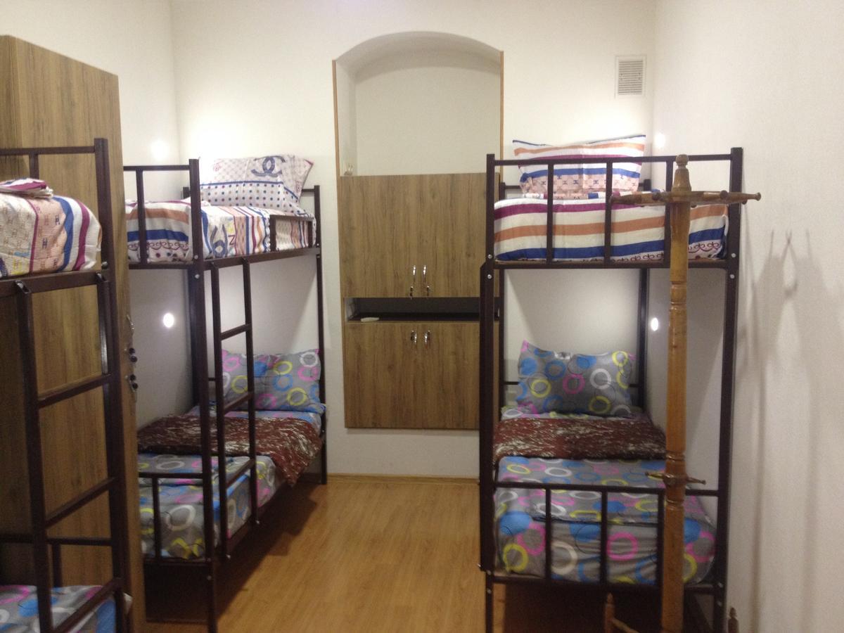 Hostel 17 Only For Men Tbilisi Ngoại thất bức ảnh